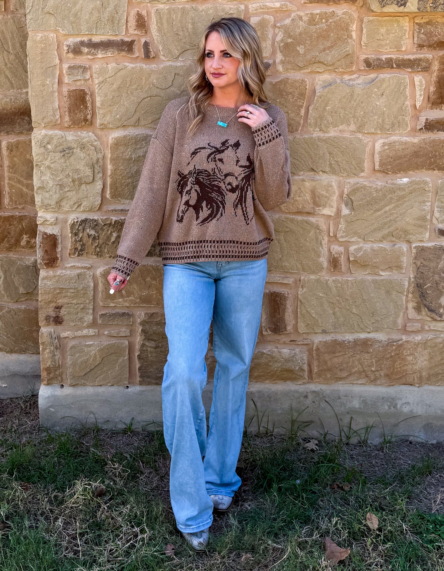 Wind River Horses Sweater *Tan