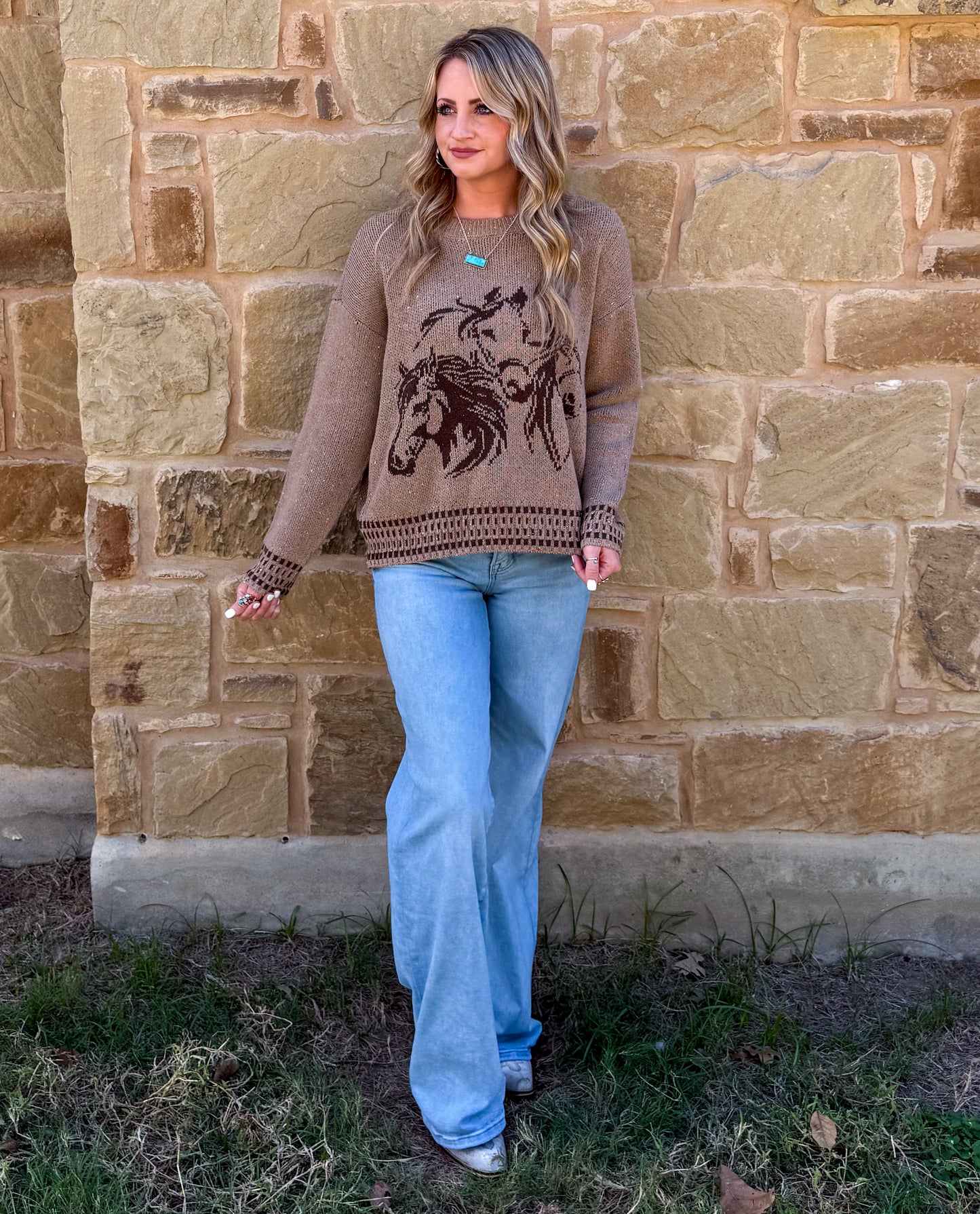 Wind River Horses Sweater *Tan