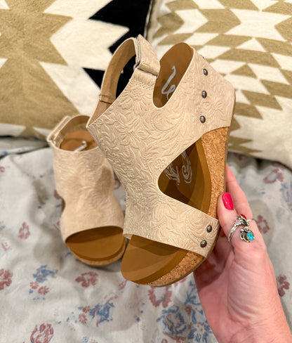 Wally Wedges *Cream