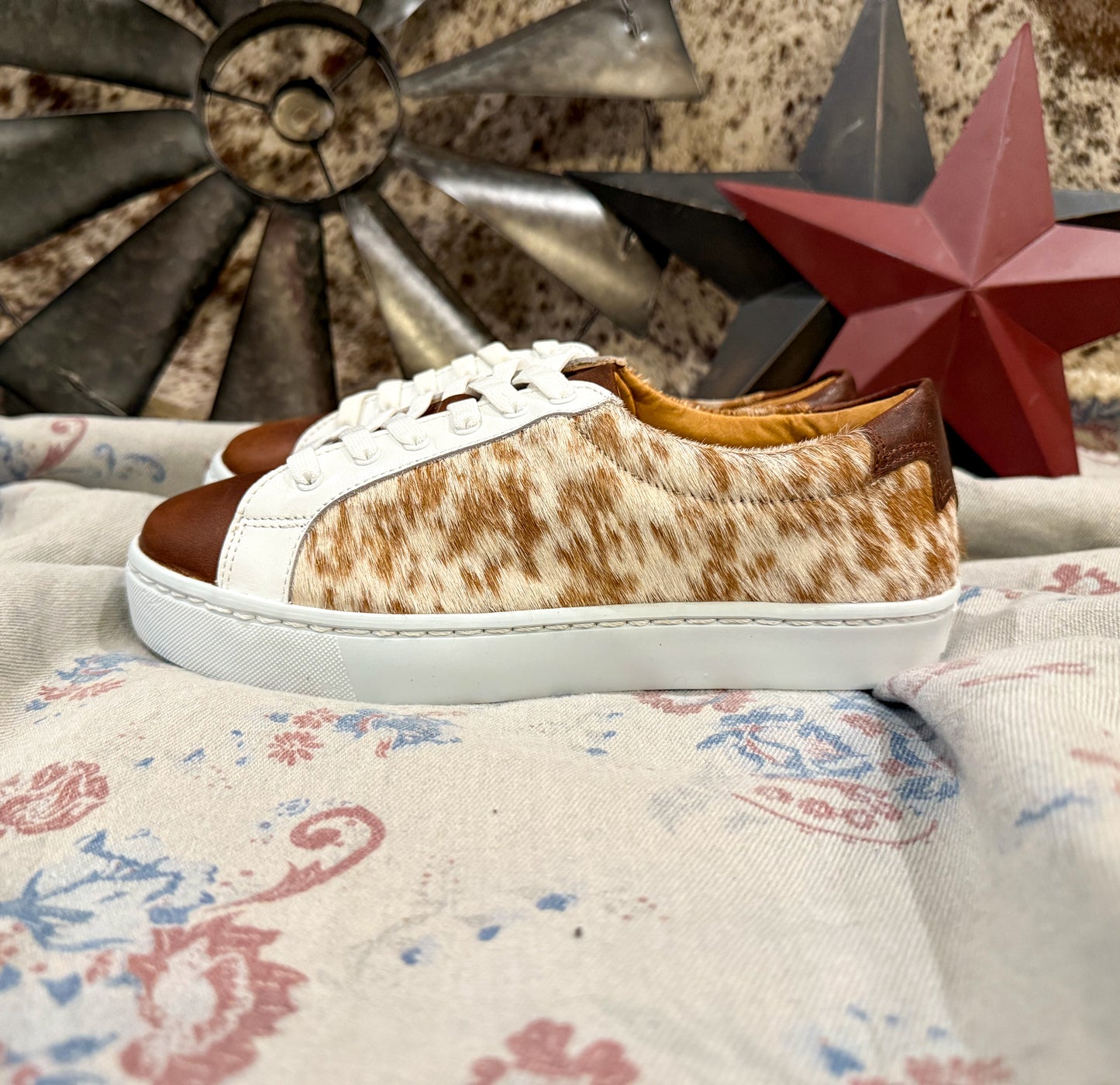 Sheridan Cowhide Tennis Shoes