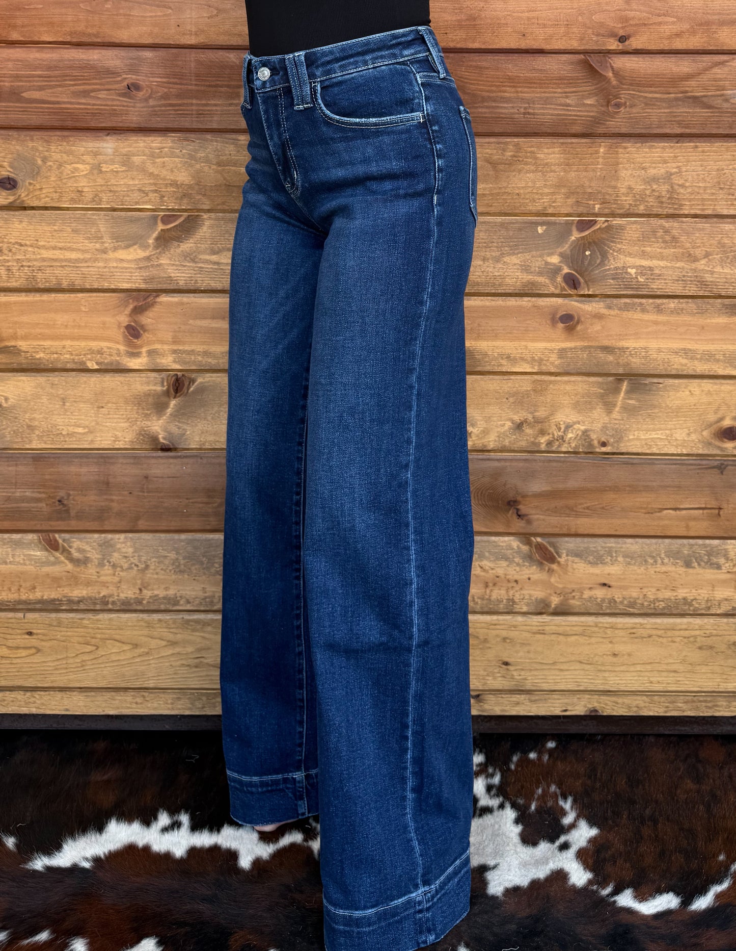 The Krista Vervet Jeans