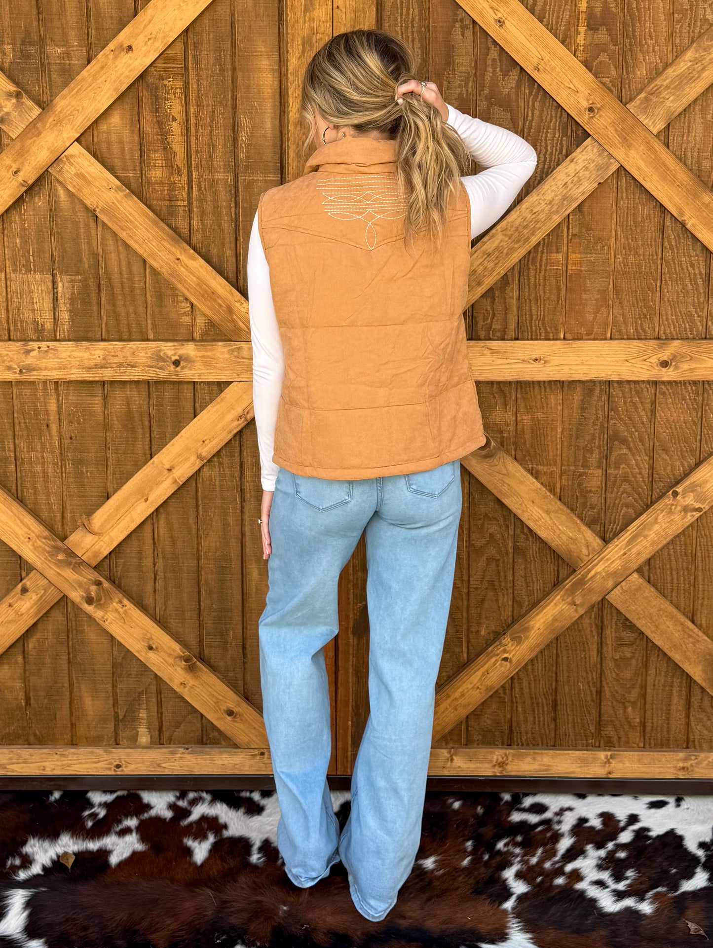 Boot Stitch Puffer Vest *Camel