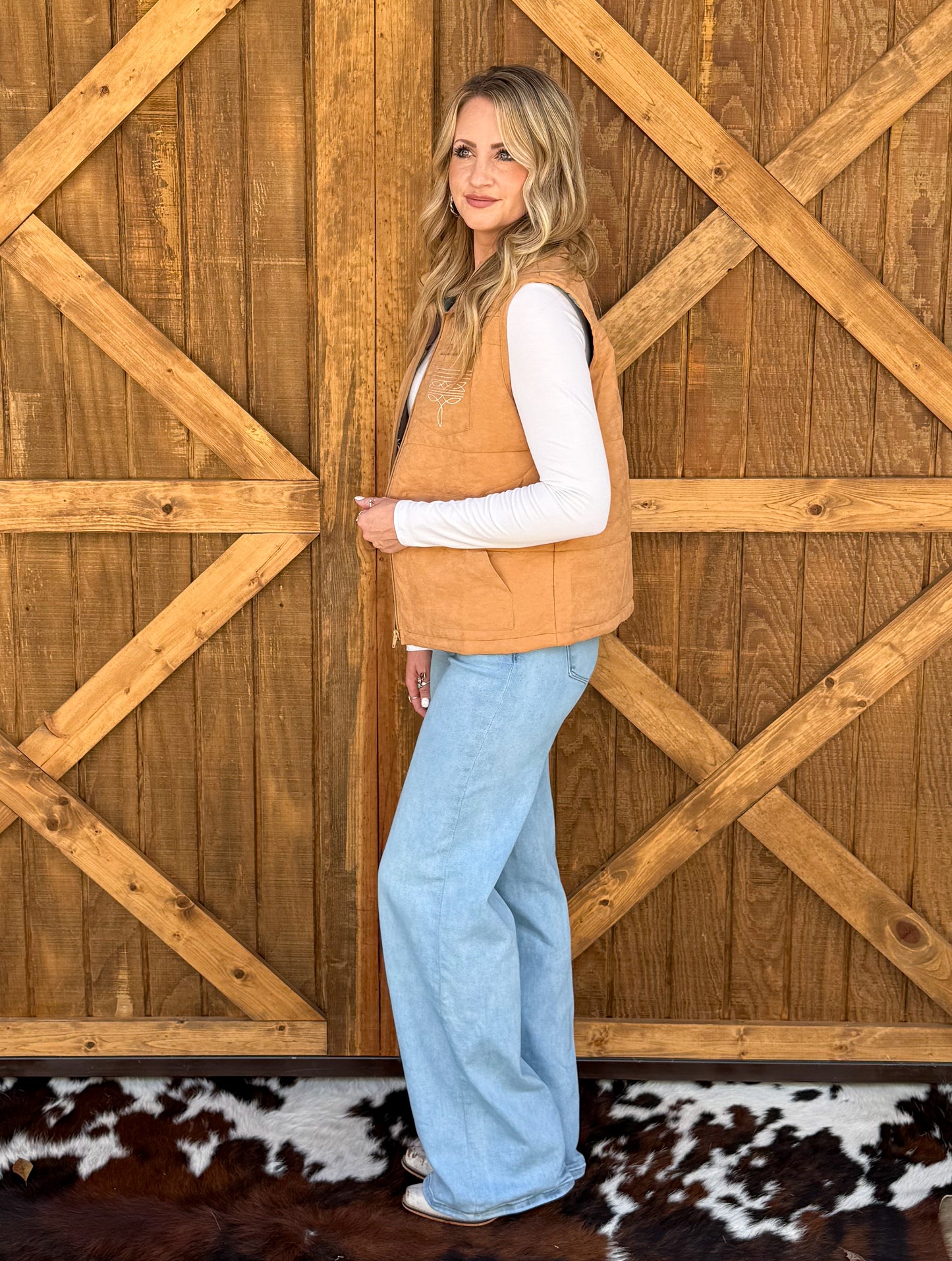 Boot Stitch Puffer Vest *Camel