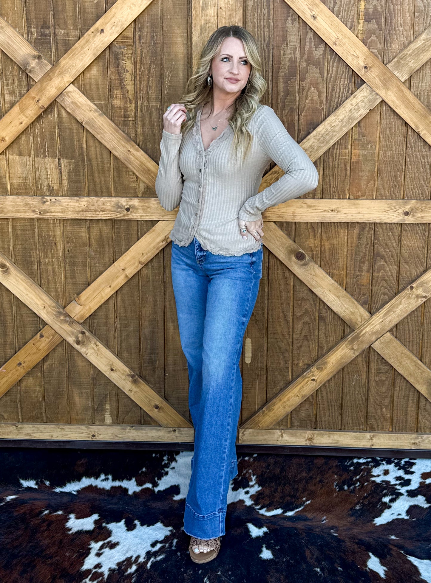 Carolina Lace Top *Taupe