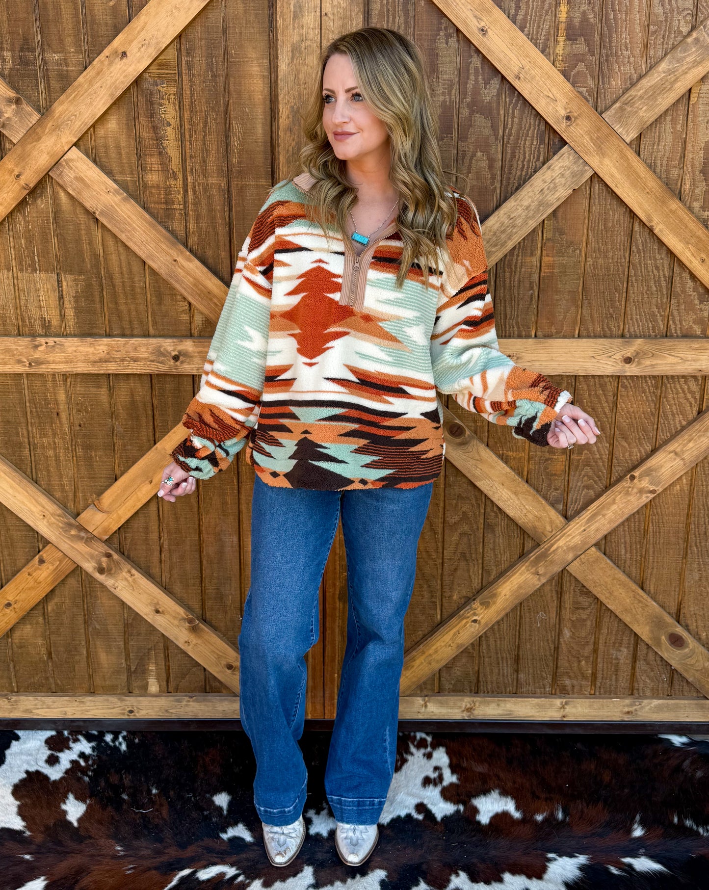 Get Western Pullover *Mint