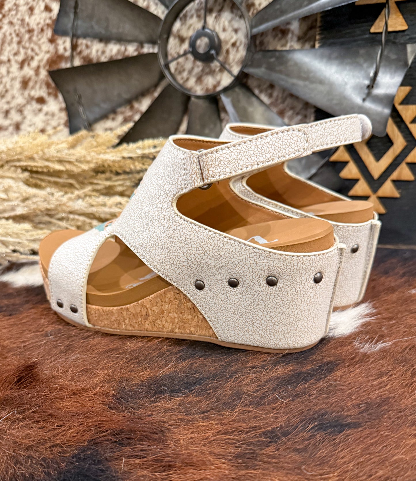 Hana Wedges *Turquoise