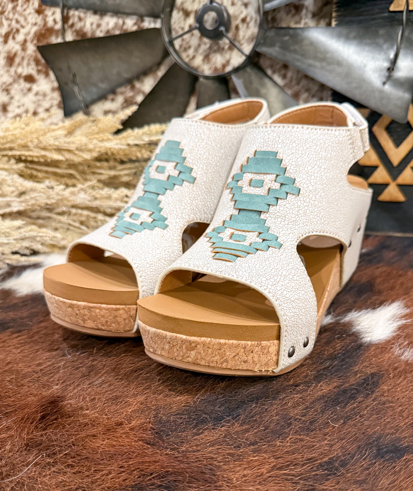 Hana Wedges *Turquoise