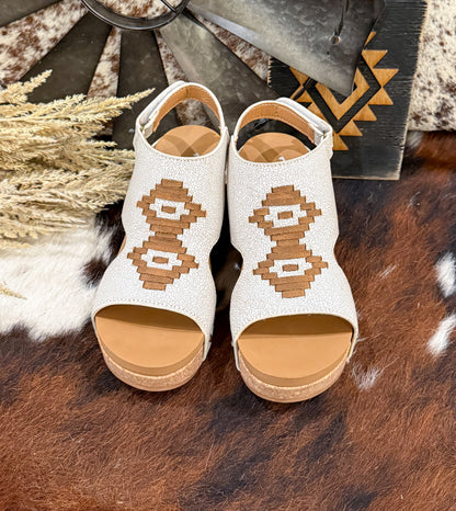 Hana Wedges *Tan