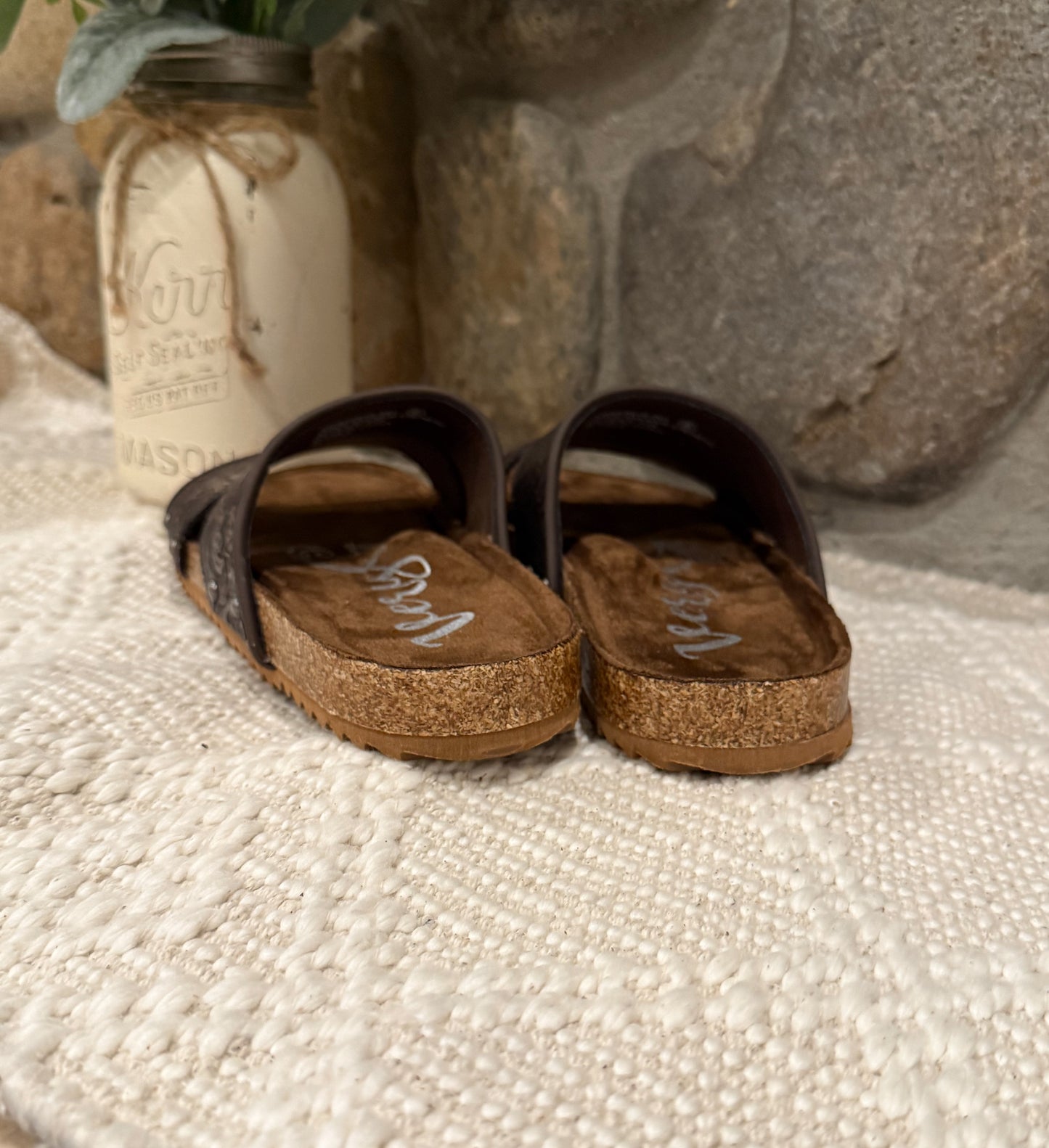 Jordyn Sandals *Chocolate