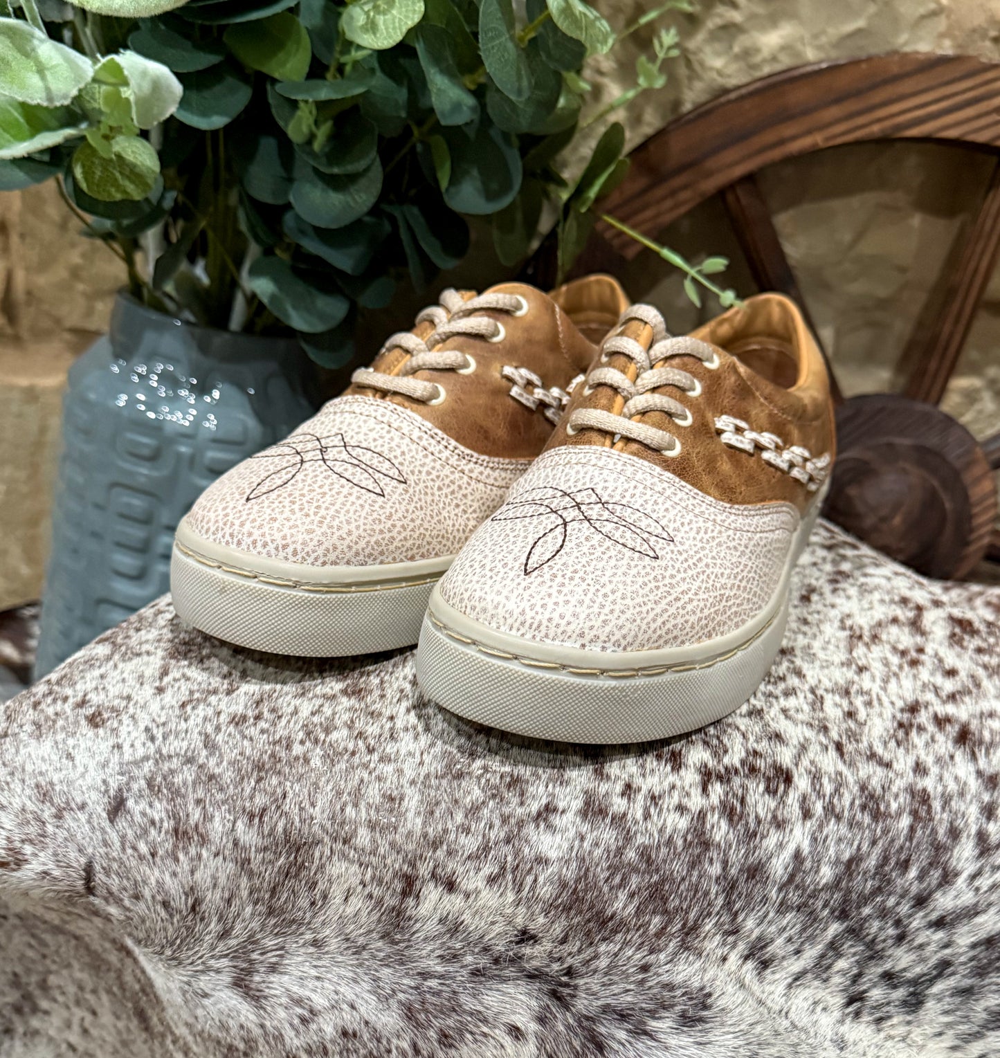 Danielle Leather Tennis Shoes