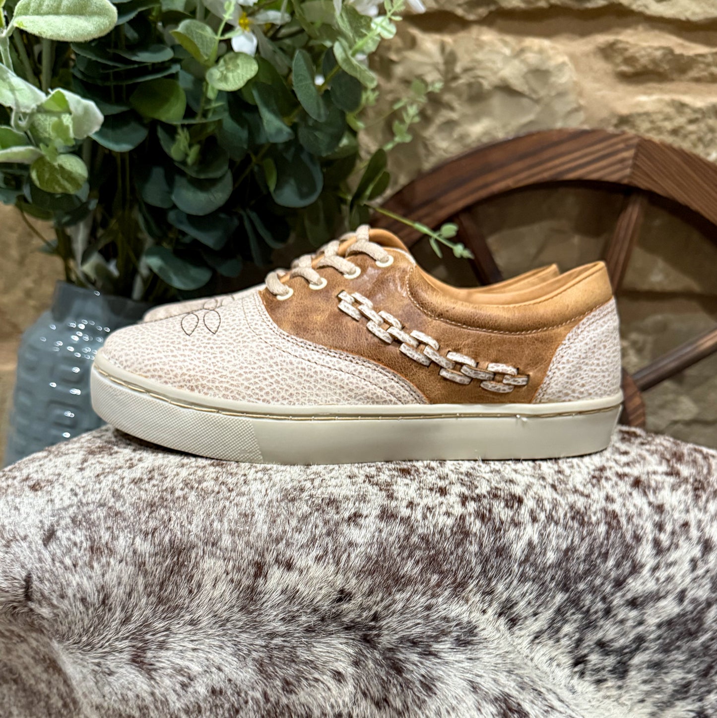 Danielle Leather Tennis Shoes