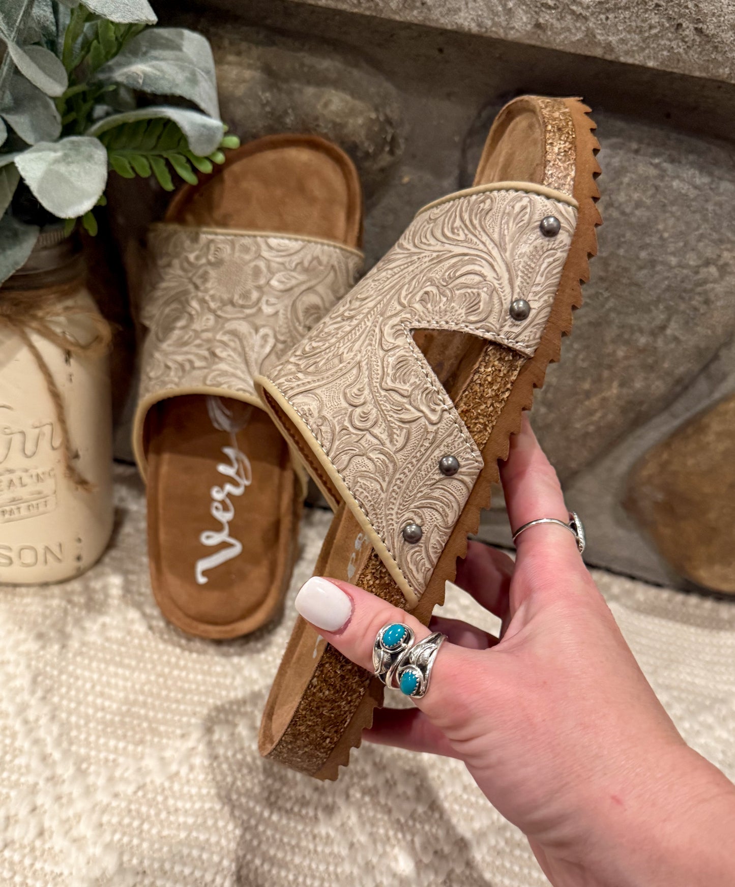 Jordyn Sandals *Taupe