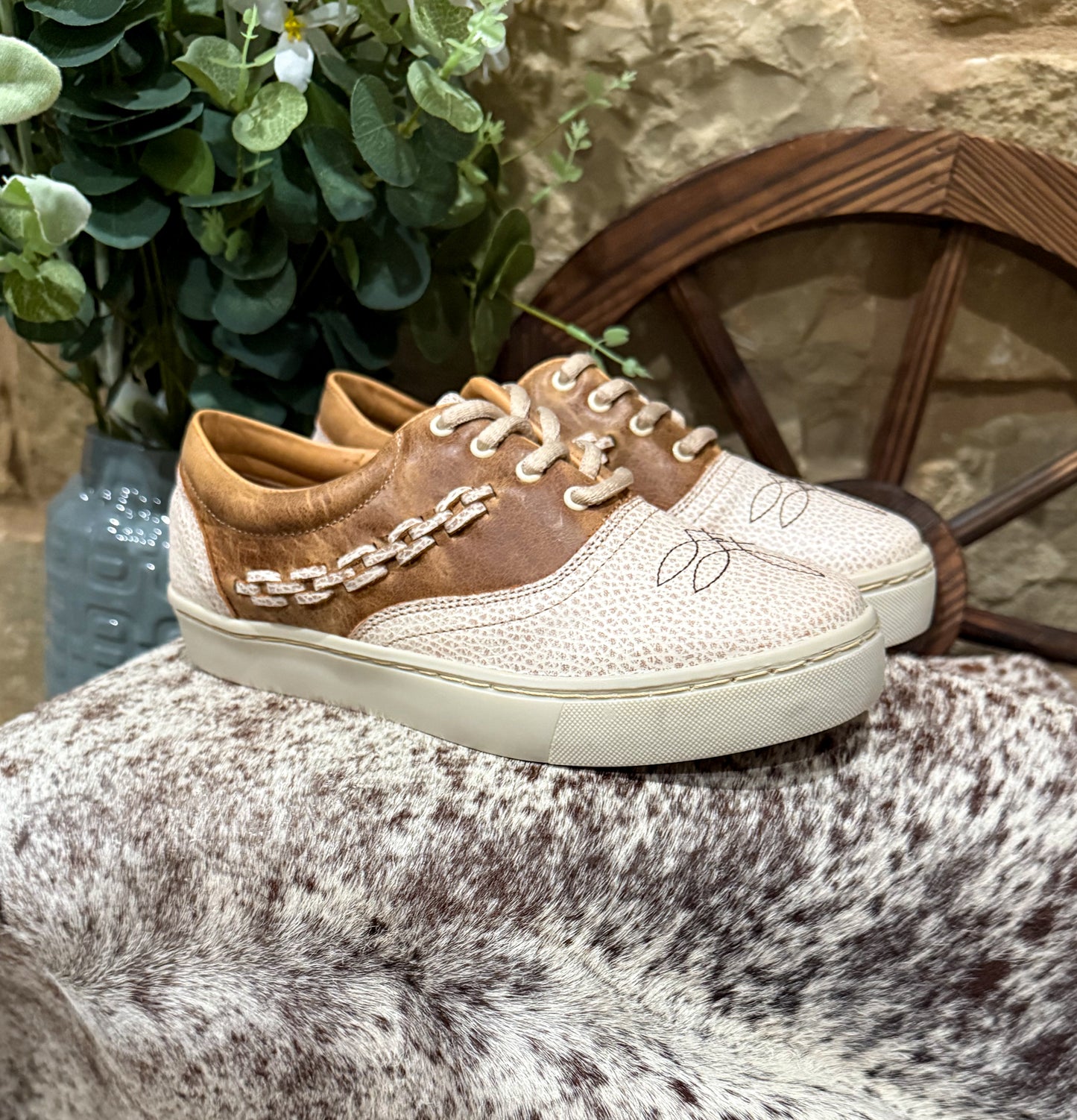 Danielle Leather Tennis Shoes