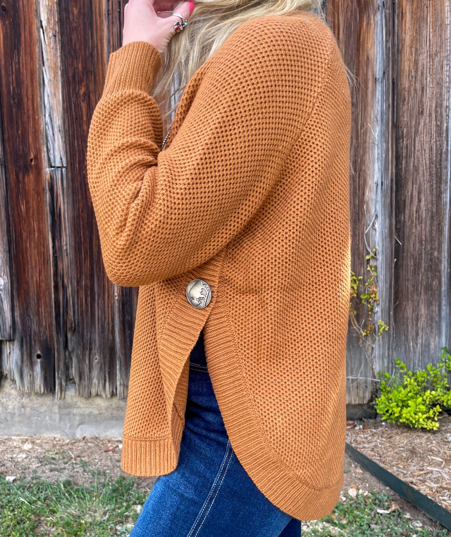 Texana Concho Sweater *Caramel