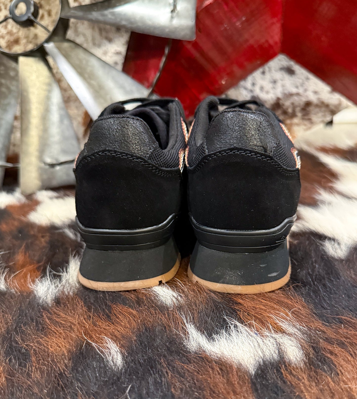 The Western Tennis Shoes *Black