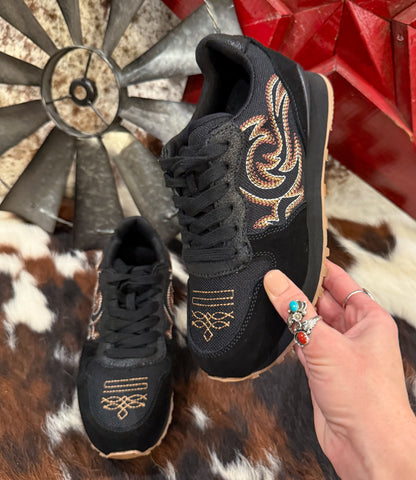 The Western Tennis Shoes *Black