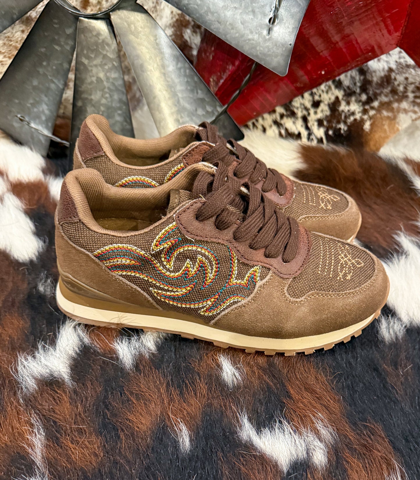 The Western Tennis Shoes *Brown