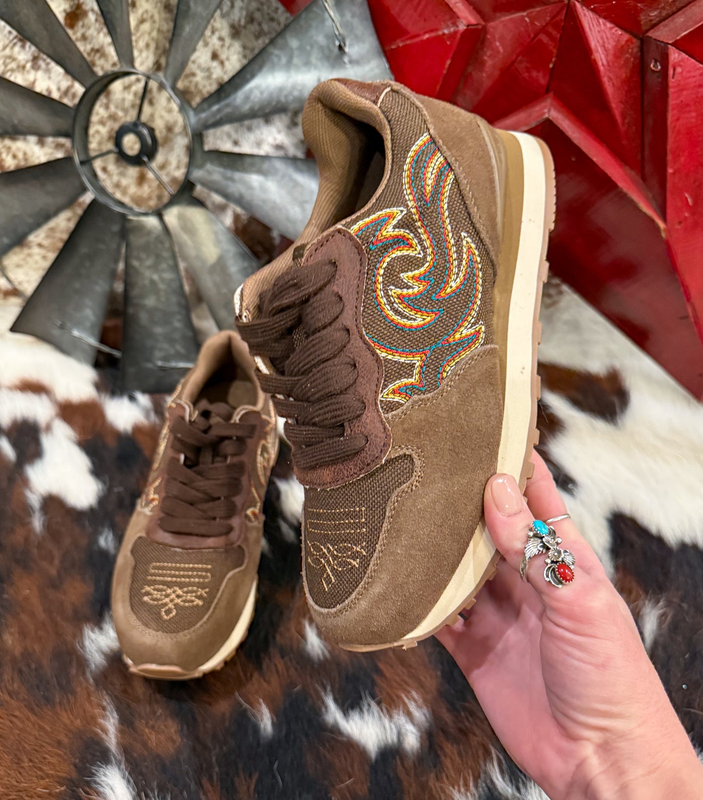 The Western Tennis Shoes *Brown