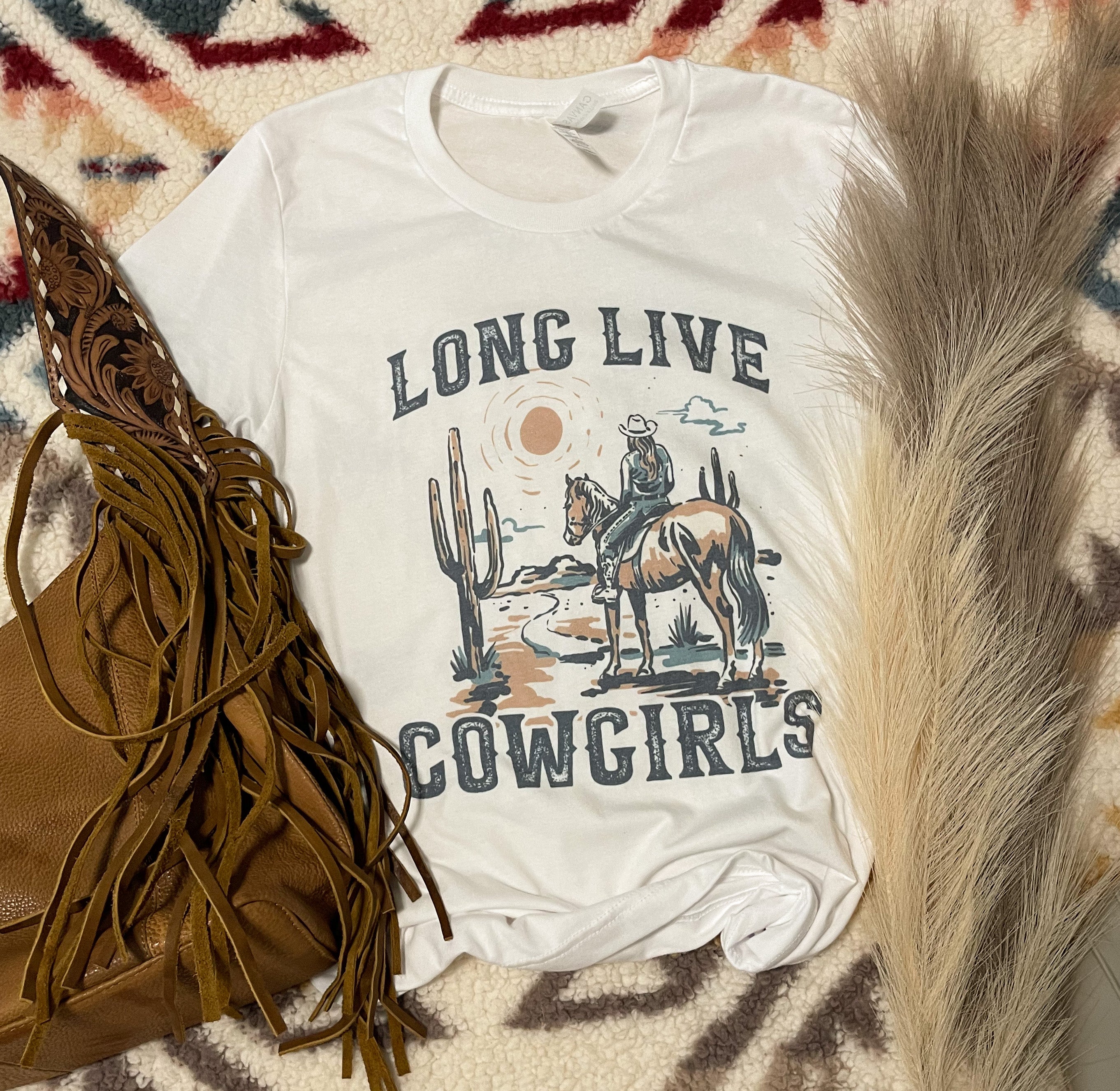 Long Live Cowgirls Tee – The Rustic C Boutique